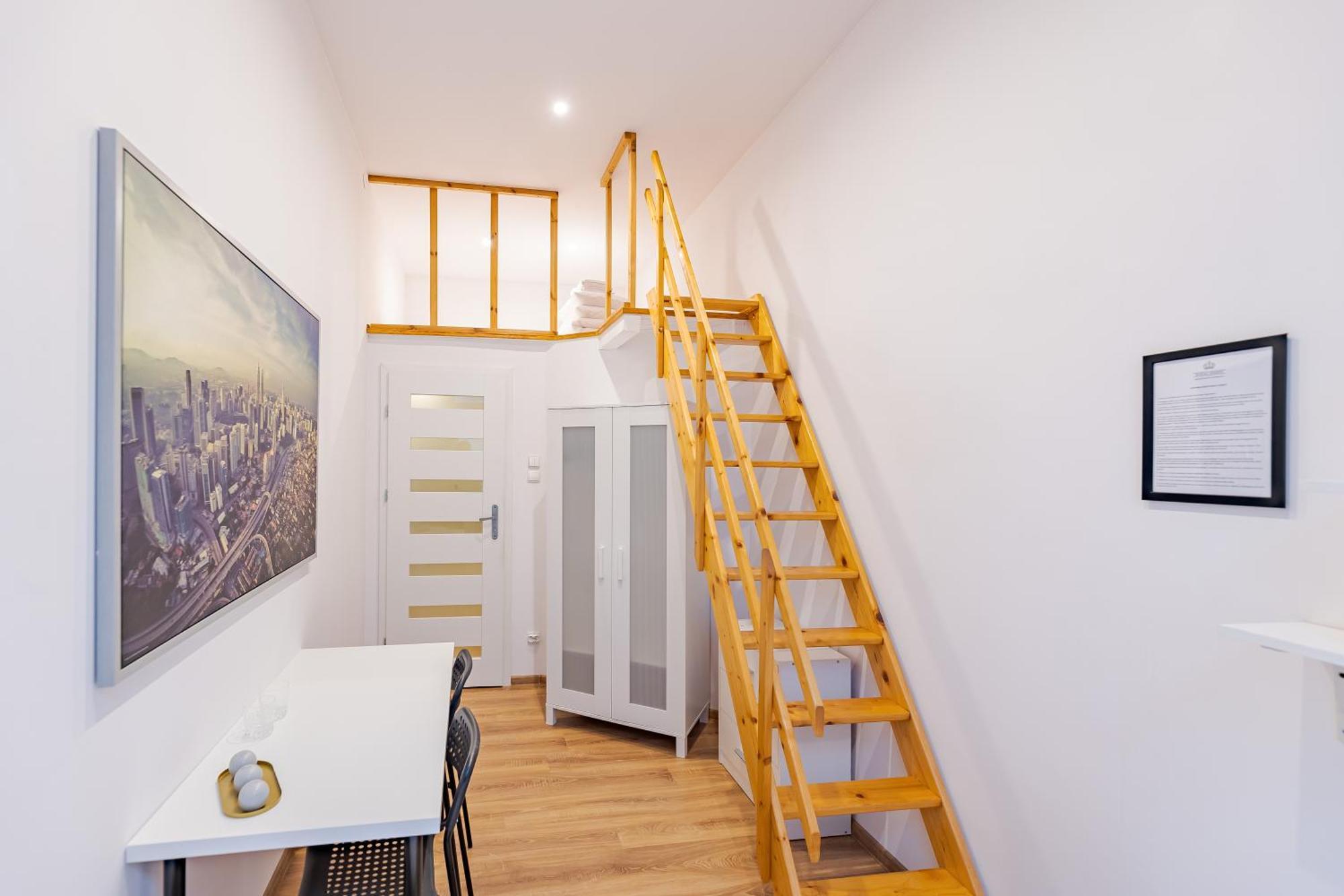 Royal Aparthotel Piotrkowska 92 Lodź Bagian luar foto